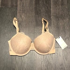 Lively Lace T-Shirt Bra